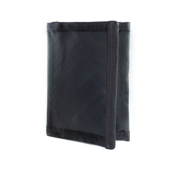 Traveler - Trifold Wallet (Recycled Jet Black)