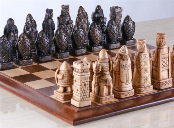 House of Hauteville Chess Set and Board Combo - Antique White and Black Marble