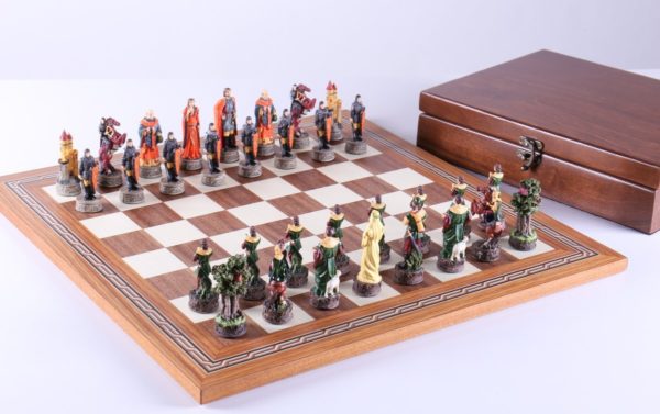 Robin Hood Chess Set with Storage